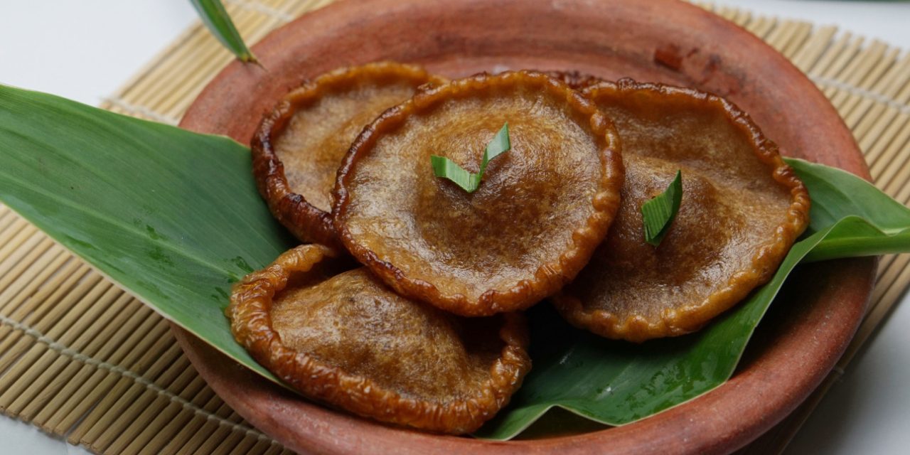 Kue Tradisional Indonesia Yang Mempunyai Nama Cucur