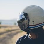 Perlindungan Kepala Saat Berkendara Dengan Motor