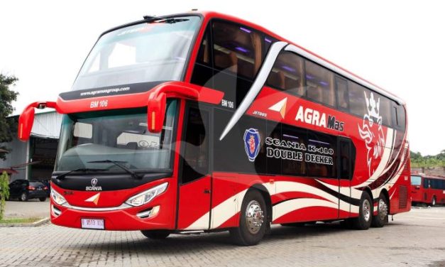 Kendaraan Umum Bertarif Bus Untuk Transportasi Darat