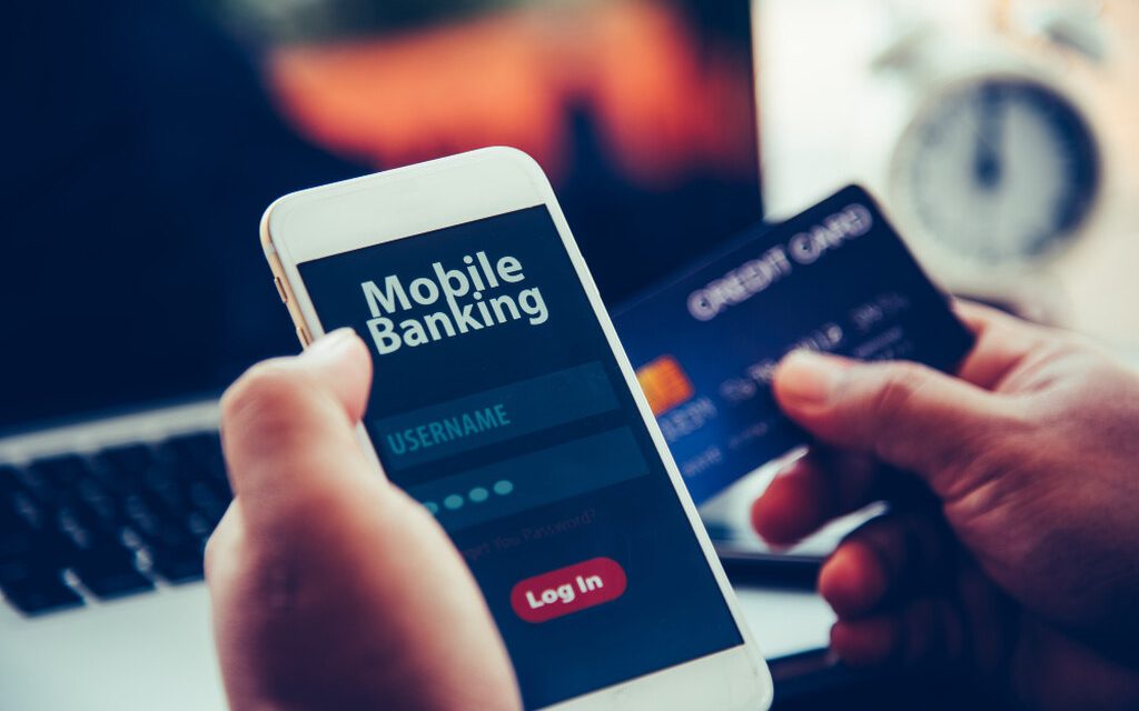 Pelayanan Online Bank Salah Satunya Yaitu Mbanking