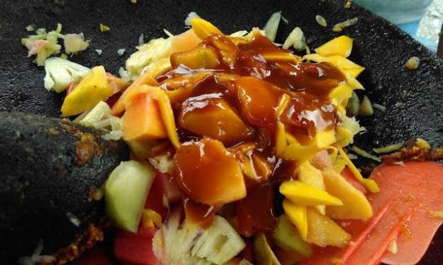 Kesegaran Buah Yang Di Buat Menjadi Rujak