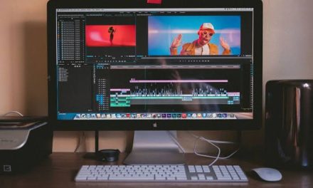 Pengedit Video Atau Foto Seorang Editor