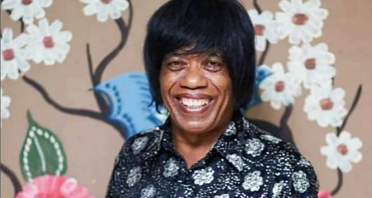 Pertunjukan Aksi Sulap Yang Menggunakan Trik