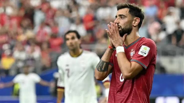 Pemain Sepakbola Portugal Bruno Fernandes Dengan Skill